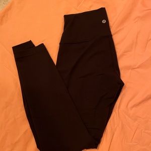 Black lululemon original wunder size 8 high rise